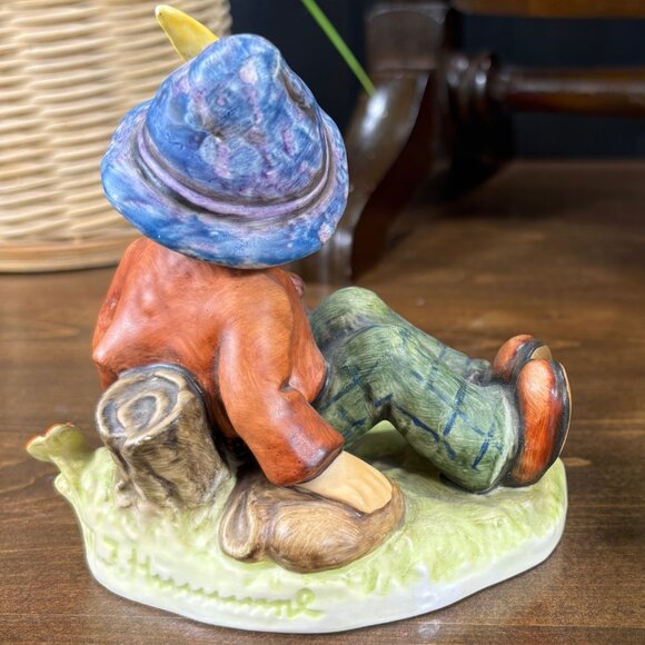 Vintage 1976 Hummel Figurine - Coffee Break - Goelbel Club Exclusive TMK-6 - Picture 3 of 12